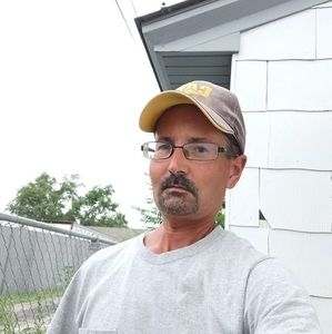 Meet your Posher, Roy